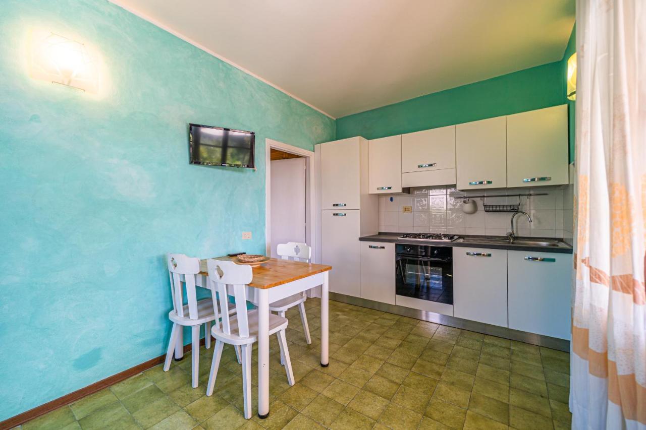 Case Vacanza Filetto A Marina Di Campo Literno المظهر الخارجي الصورة